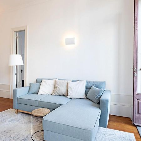 Lovelystay - Aurora Heights Apartment Porto Buitenkant foto