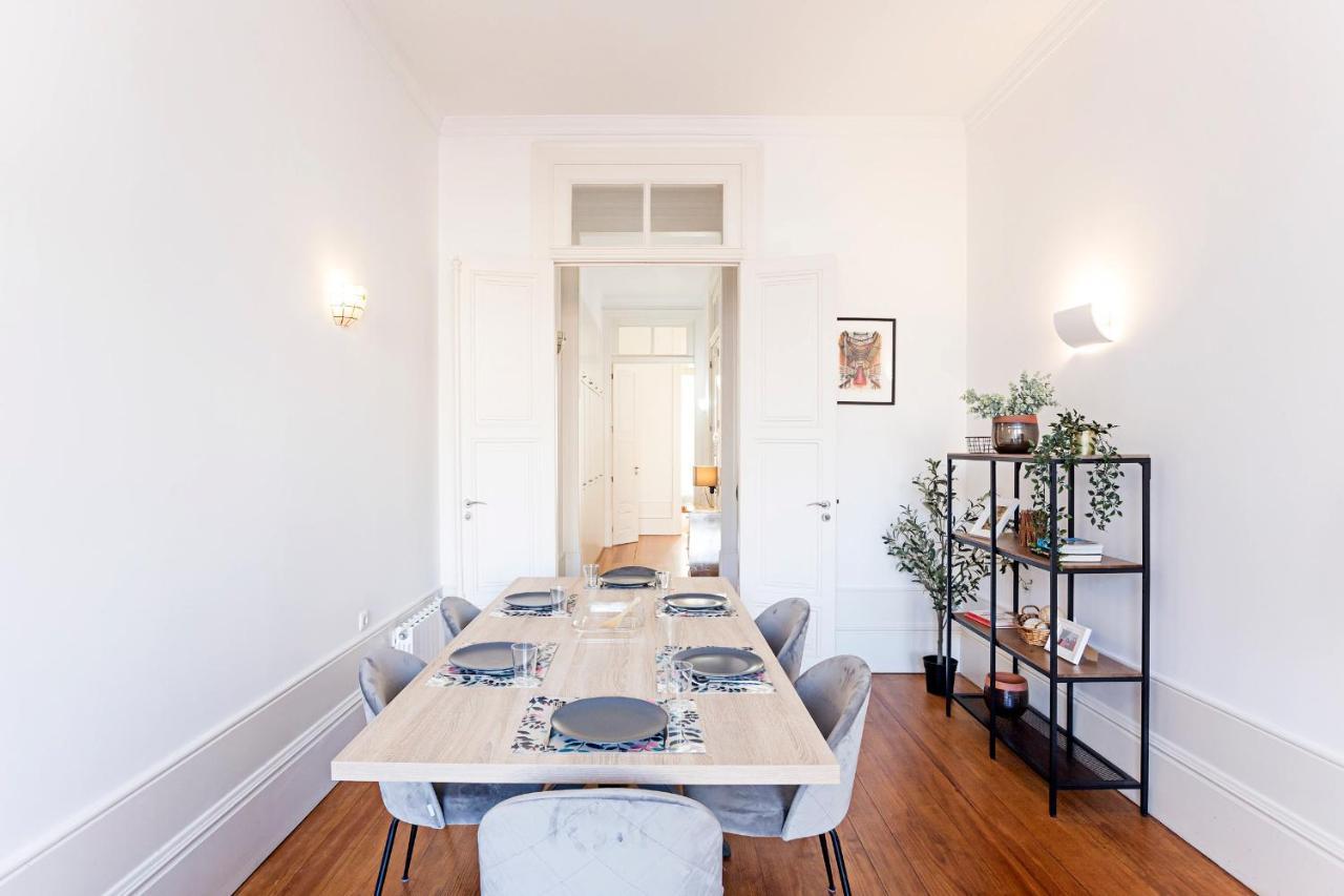 Lovelystay - Aurora Heights Apartment Porto Buitenkant foto