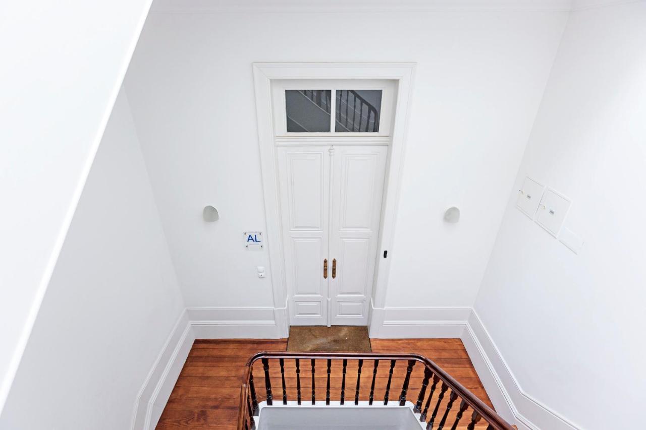Lovelystay - Aurora Heights Apartment Porto Buitenkant foto